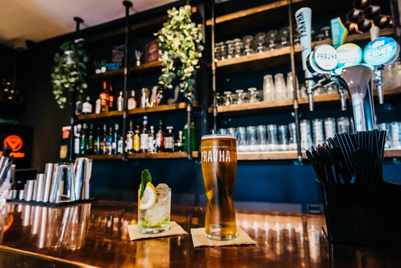 Mordon Bar And Lodge Ньюкі Екстер'єр фото